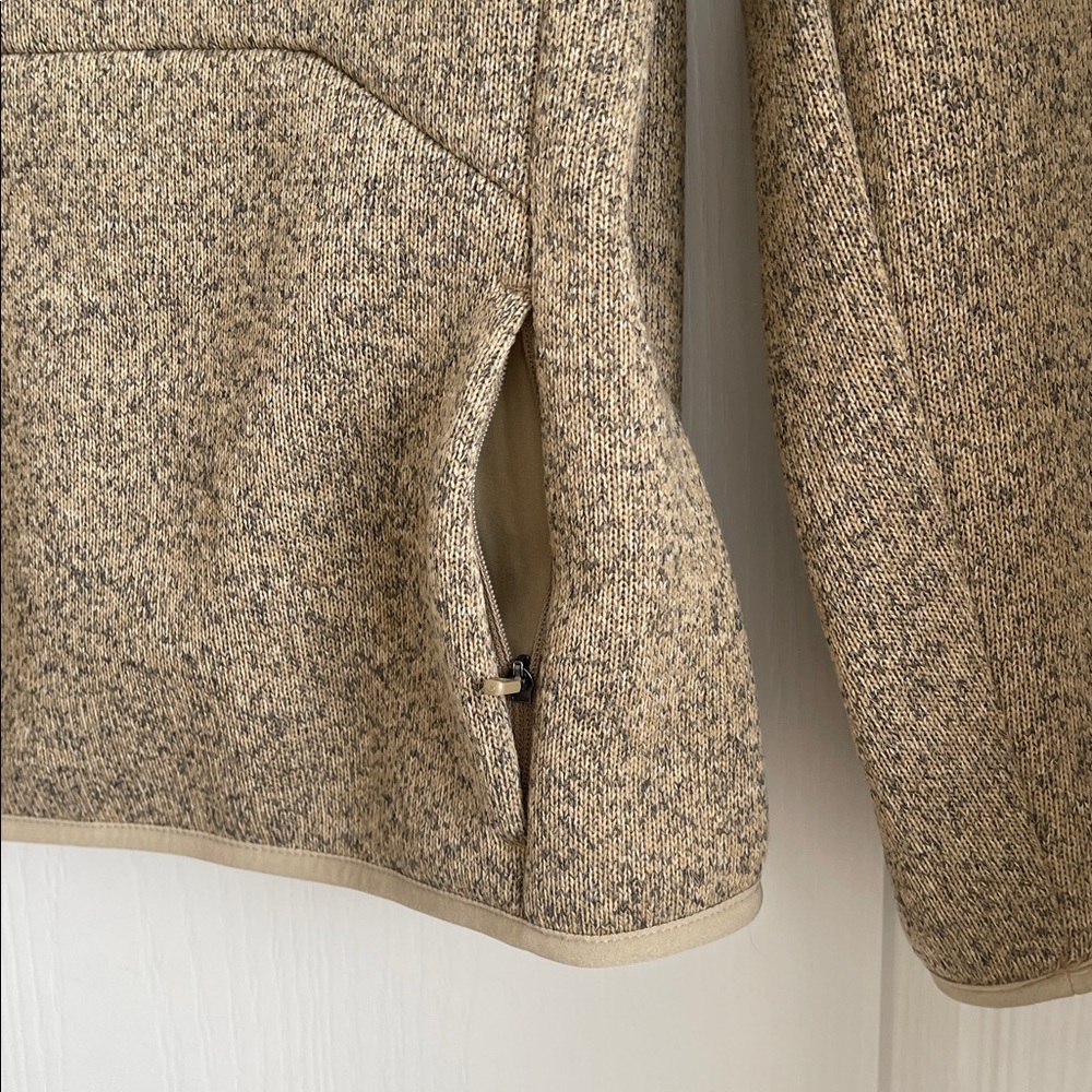 Figs Utility Jacket in Heathered Tan - Picture 5 of 7